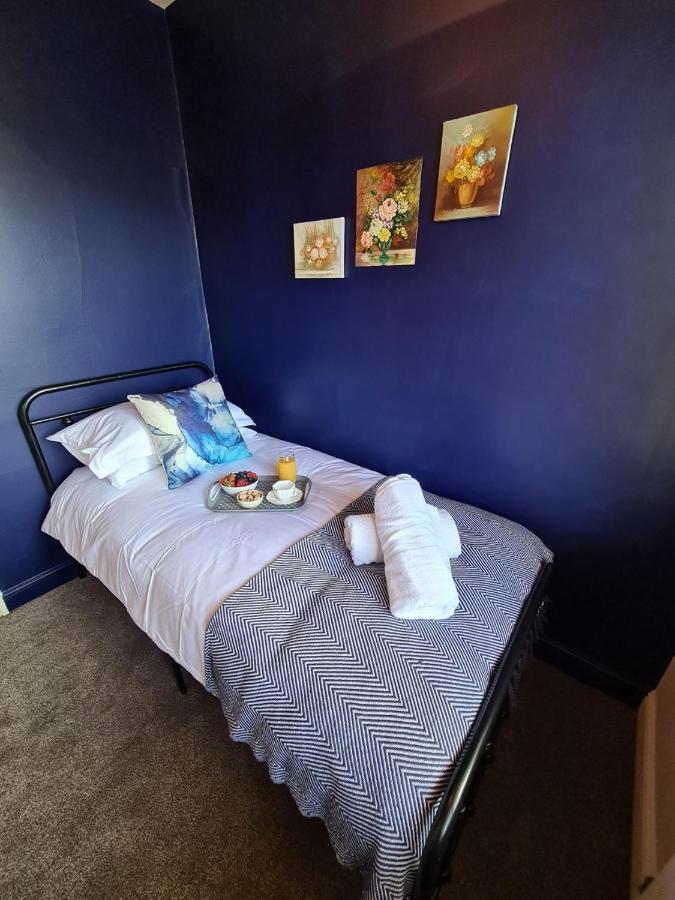Rumer Hill House A Unique Boutique Styled Place To Stay In Cannock Close To A5 The Mcarthur Glen Outlet Great Wyrley Exterior photo